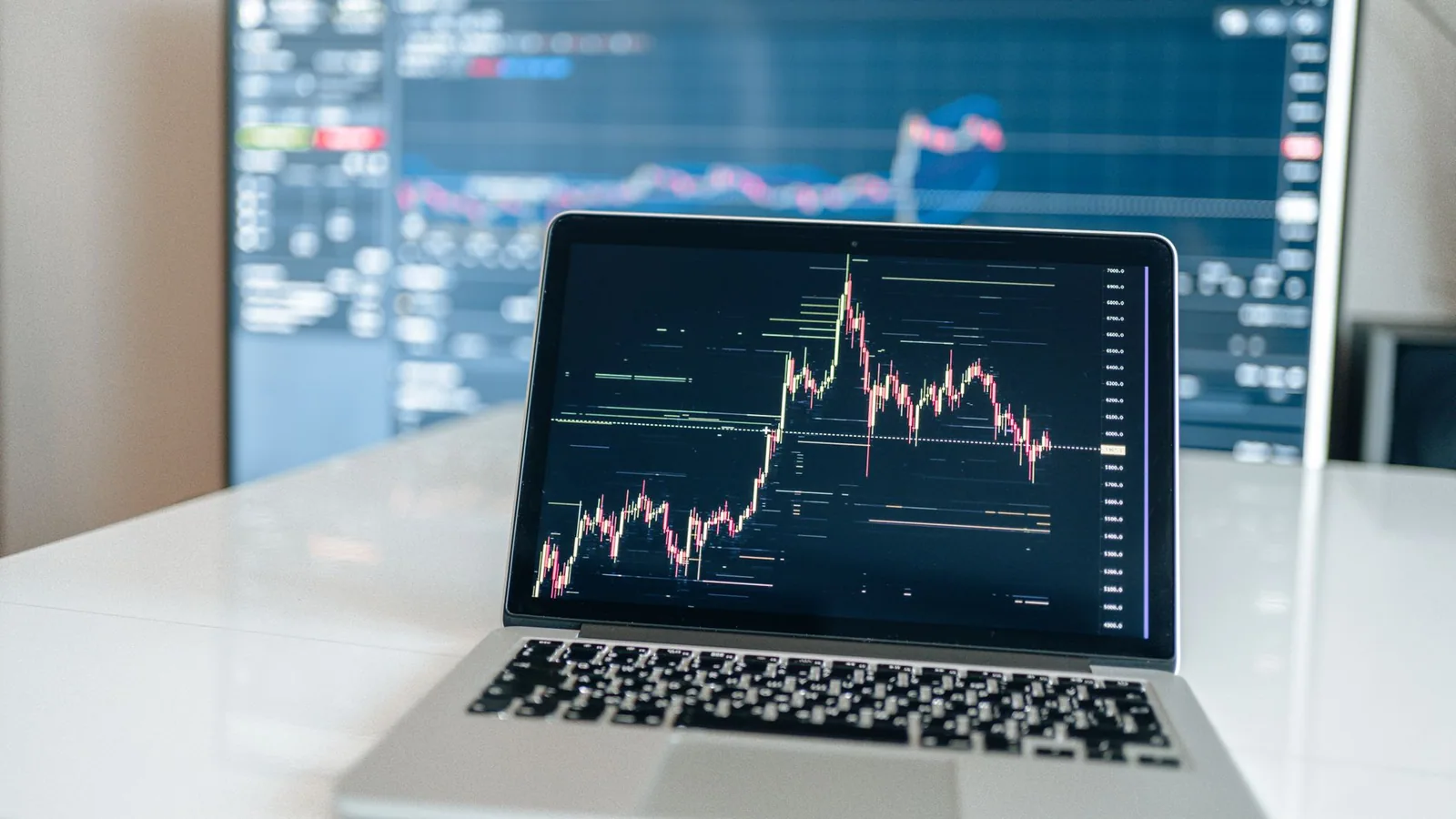 Pantalla con comparación estructurada de ofertas